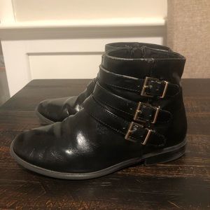 Zara Girls Size 30 (US 12) Shiny Black Booties